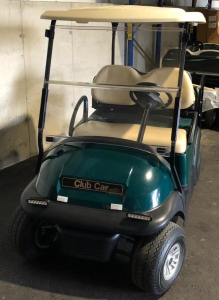 ClubCar Golfcarts Golfwagen Golfwagerl gebraucht Baujahr 2018 Farbe : grün 4-Sitzer mit Klappladeflä